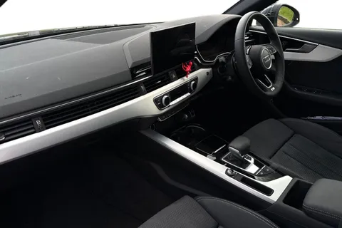 GV73LKZ Audi A4 Avant Avant S line 40 TFSI  204 PS S tronic Thumbnail #9