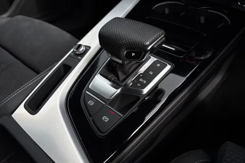 GV73LKZ Audi A4 Avant Avant S line 40 TFSI  204 PS S tronic Thumbnail #20