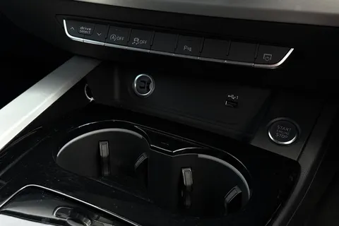 GV73LKZ Audi A4 Avant Avant S line 40 TFSI  204 PS S tronic Thumbnail #39