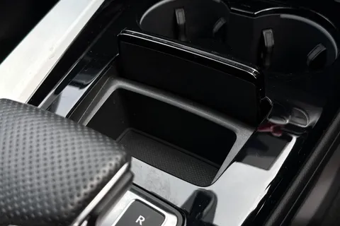 GV73LKZ Audi A4 Avant Avant S line 40 TFSI  204 PS S tronic Thumbnail #43