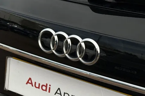 GV73LKZ Audi A4 Avant Avant S line 40 TFSI  204 PS S tronic Thumbnail #48