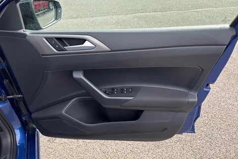 21 of 65 for Volkswagen Polo 1.0 EVO SE Euro 6 (s/s) 5dr