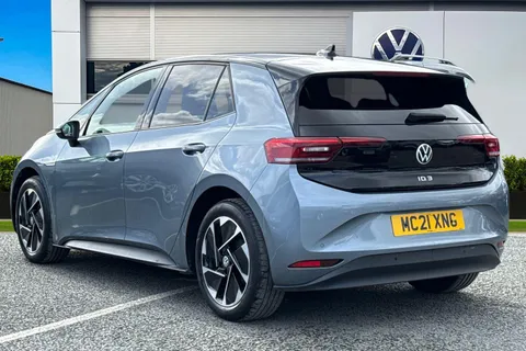 2 of 59 for Volkswagen ID.3 150kW Tech Pro Performance 58kWh⭐Sunroof, Keyless, Rear camera, Heated Seat