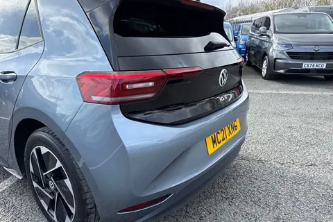 8 of 59 for Volkswagen ID.3 150kW Tech Pro Performance 58kWh⭐Sunroof, Keyless, Rear camera, Heated Seat