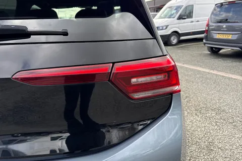 26 of 59 for Volkswagen ID.3 150kW Tech Pro Performance 58kWh⭐Sunroof, Keyless, Rear camera, Heated Seat