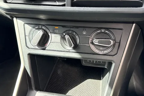 MW21UMZ Volkswagen Polo 1.0 TSI Match Euro 6 (s/s) 5dr Thumbnail #23