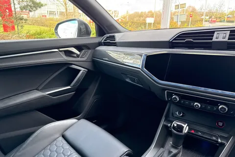 DF23AFY Audi RS Q3 Vorsprung 400 PS S tronic Thumbnail #21