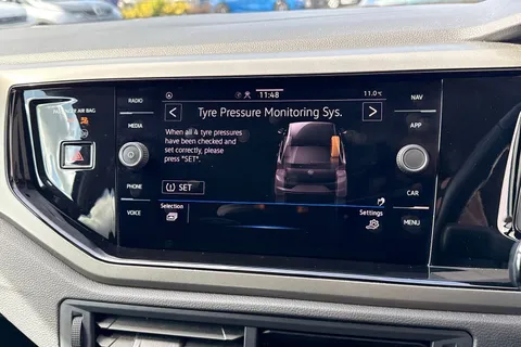 MW21UMZ Volkswagen Polo 1.0 TSI Match Euro 6 (s/s) 5dr Thumbnail #47