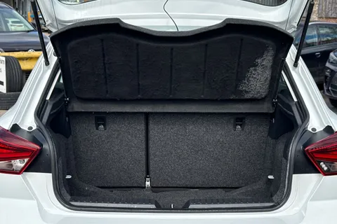 DG69UMH SEAT Ibiza 1.0 TSI SE Technology Euro 6 (s/s) 5dr GPF Thumbnail #7