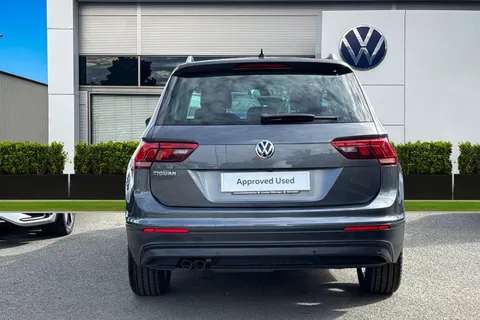 DF20VTM Volkswagen Tiguan 2.0 TDi 150 Match 5dr DSG | Rear Camera | Match Pack Thumbnail #5