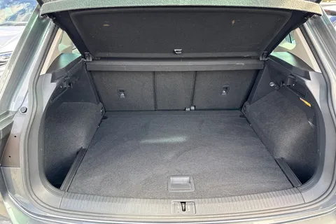 DF20VTM Volkswagen Tiguan 2.0 TDi 150 Match 5dr DSG | Rear Camera | Match Pack Thumbnail #7