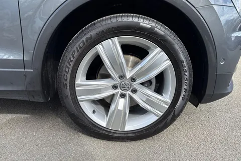 DF20VTM Volkswagen Tiguan 2.0 TDi 150 Match 5dr DSG | Rear Camera | Match Pack Thumbnail #10