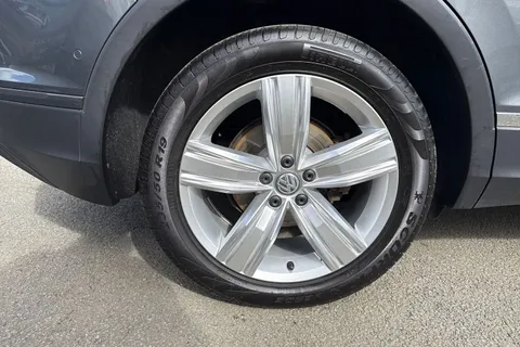 DF20VTM Volkswagen Tiguan 2.0 TDi 150 Match 5dr DSG | Rear Camera | Match Pack Thumbnail #11