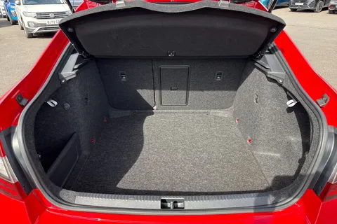 DF69LPJ Škoda Octavia 2.0 TSI vRS Challenge DSG Euro 6 (s/s) 5dr Thumbnail #8