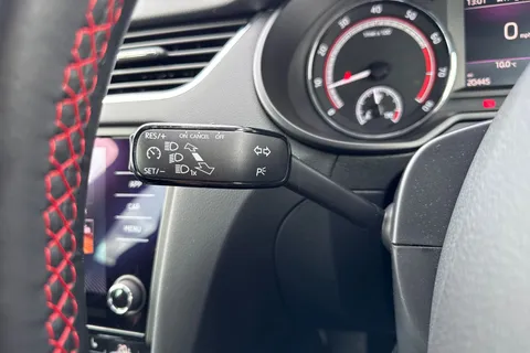 DF69LPJ Škoda Octavia 2.0 TSI vRS Challenge DSG Euro 6 (s/s) 5dr Thumbnail #42