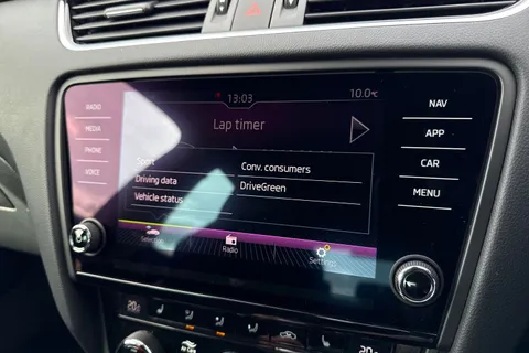 DF69LPJ Škoda Octavia 2.0 TSI vRS Challenge DSG Euro 6 (s/s) 5dr Thumbnail #54