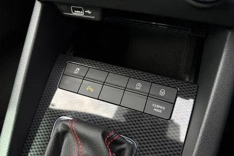 DF69LPJ Škoda Octavia 2.0 TSI vRS Challenge DSG Euro 6 (s/s) 5dr Thumbnail #58