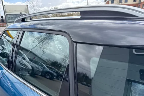 29 of 64 for Mini Countryman 2.0 Cooper D Euro 6 (s/s) 5dr