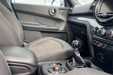 40 of 64 for Mini Countryman 2.0 Cooper D Euro 6 (s/s) 5dr