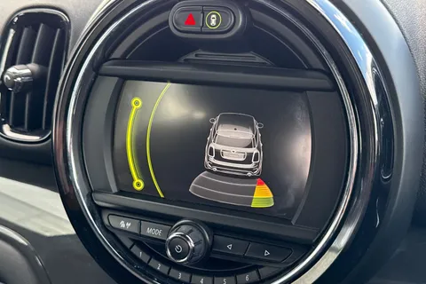 61 of 64 for Mini Countryman 2.0 Cooper D Euro 6 (s/s) 5dr