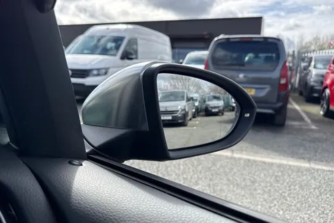 HJ20FDL Volkswagen Golf 2.0 TSI 300 R 5dr 4MOTION DSG Thumbnail #40