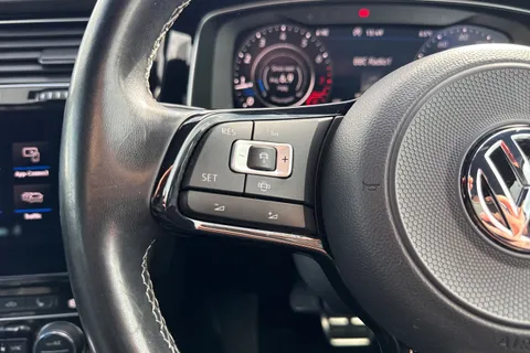 HJ20FDL Volkswagen Golf 2.0 TSI 300 R 5dr 4MOTION DSG Thumbnail #45