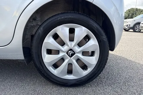 13 of 59 for Citroën C1 1.2 PureTech Feel Euro 6 5dr