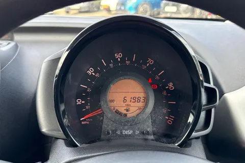 38 of 59 for Citroën C1 1.2 PureTech Feel Euro 6 5dr