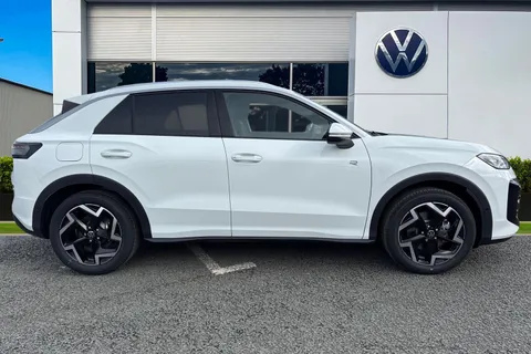  Volkswagen T-Roc 1.5 eTSI MHEV R-Line DSG Euro 6 (s/s) 5dr Thumbnail #4