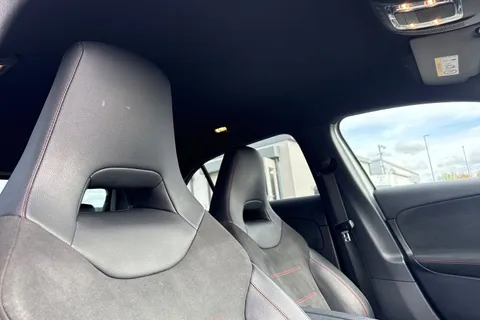 CX70JFY Mercedes-Benz A Class 1.3 A200 AMG Line 7G-DCT Euro 6 (s/s) 5dr Thumbnail #25