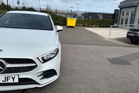 CX70JFY Mercedes-Benz A Class 1.3 A200 AMG Line 7G-DCT Euro 6 (s/s) 5dr Thumbnail #27