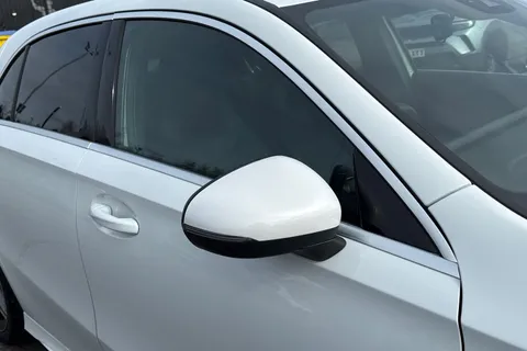 CX70JFY Mercedes-Benz A Class 1.3 A200 AMG Line 7G-DCT Euro 6 (s/s) 5dr Thumbnail #29