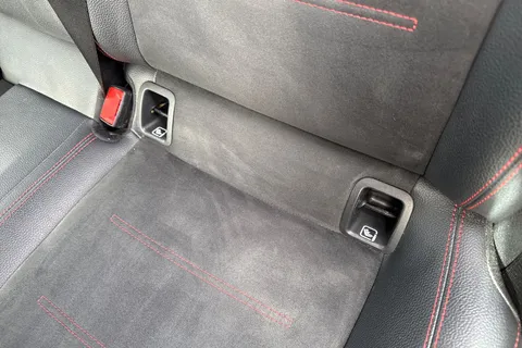 CX70JFY Mercedes-Benz A Class 1.3 A200 AMG Line 7G-DCT Euro 6 (s/s) 5dr Thumbnail #33