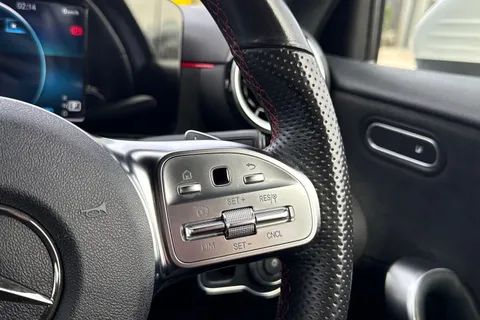 CX70JFY Mercedes-Benz A Class 1.3 A200 AMG Line 7G-DCT Euro 6 (s/s) 5dr Thumbnail #39