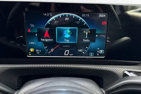 CX70JFY Mercedes-Benz A Class 1.3 A200 AMG Line 7G-DCT Euro 6 (s/s) 5dr Thumbnail #46