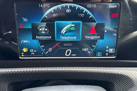 CX70JFY Mercedes-Benz A Class 1.3 A200 AMG Line 7G-DCT Euro 6 (s/s) 5dr Thumbnail #47