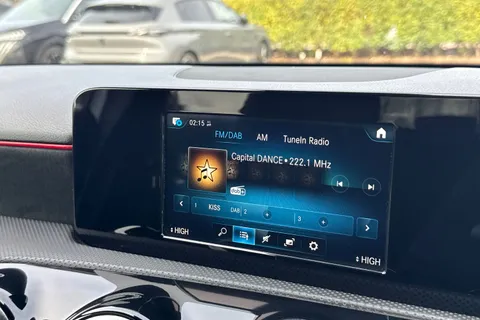 CX70JFY Mercedes-Benz A Class 1.3 A200 AMG Line 7G-DCT Euro 6 (s/s) 5dr Thumbnail #48