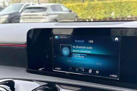 CX70JFY Mercedes-Benz A Class 1.3 A200 AMG Line 7G-DCT Euro 6 (s/s) 5dr Thumbnail #50