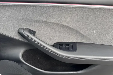 MF25WWG Tesla Model 3 Long Range Auto RWD 4dr Thumbnail #22