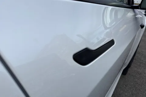 MF25WWG Tesla Model 3 Long Range Auto RWD 4dr Thumbnail #32