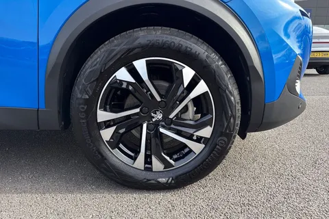 NL23XGJ PEUGEOT 2008 1.2 PureTech GT EAT Euro 6 (s/s) 5dr Thumbnail #7