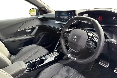 NL23XGJ PEUGEOT 2008 1.2 PureTech GT EAT Euro 6 (s/s) 5dr Thumbnail #8