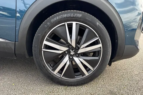 YO72FCL PEUGEOT 5008 1.2 PureTech GT Premium EAT Euro 6 (s/s) 5dr Thumbnail #11