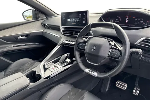 YO72FCL PEUGEOT 5008 1.2 PureTech GT Premium EAT Euro 6 (s/s) 5dr Thumbnail #15