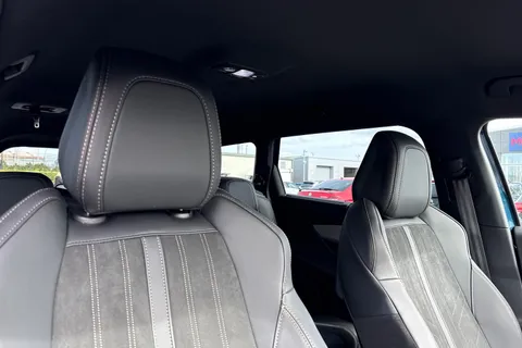 YO72FCL PEUGEOT 5008 1.2 PureTech GT Premium EAT Euro 6 (s/s) 5dr Thumbnail #25