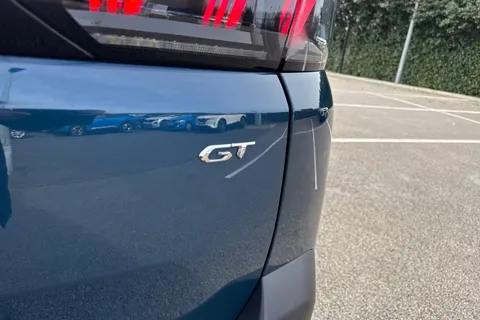 YO72FCL PEUGEOT 5008 1.2 PureTech GT Premium EAT Euro 6 (s/s) 5dr Thumbnail #34