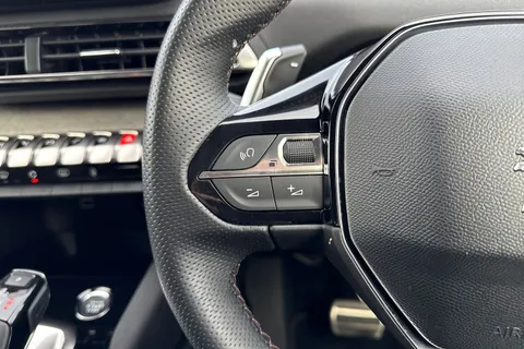 YO72FCL PEUGEOT 5008 1.2 PureTech GT Premium EAT Euro 6 (s/s) 5dr Thumbnail #41