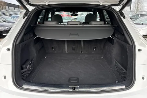 7 of 64 for Audi SQ5 Black Edition TDI 341 PS tiptronic