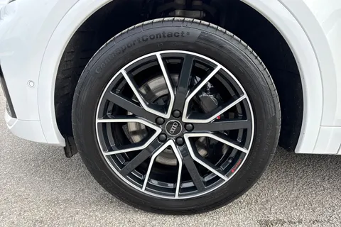 13 of 64 for Audi SQ5 Black Edition TDI 341 PS tiptronic