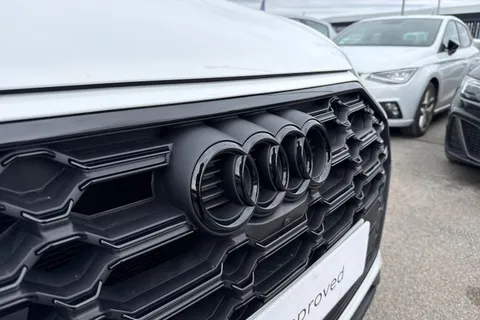 30 of 64 for Audi SQ5 Black Edition TDI 341 PS tiptronic